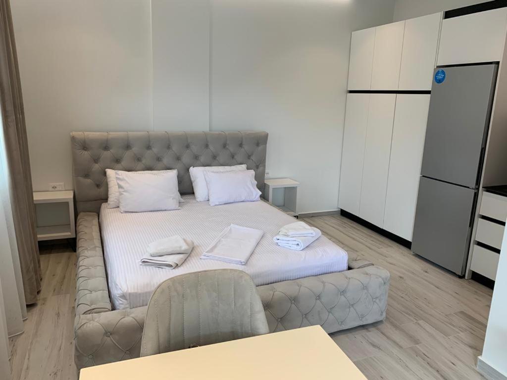 Delfin Apartments ساراندا المظهر الخارجي الصورة