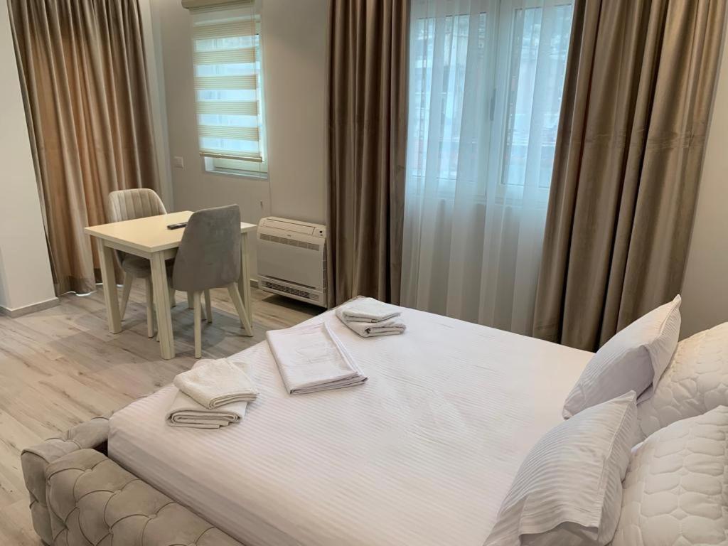 Delfin Apartments ساراندا المظهر الخارجي الصورة