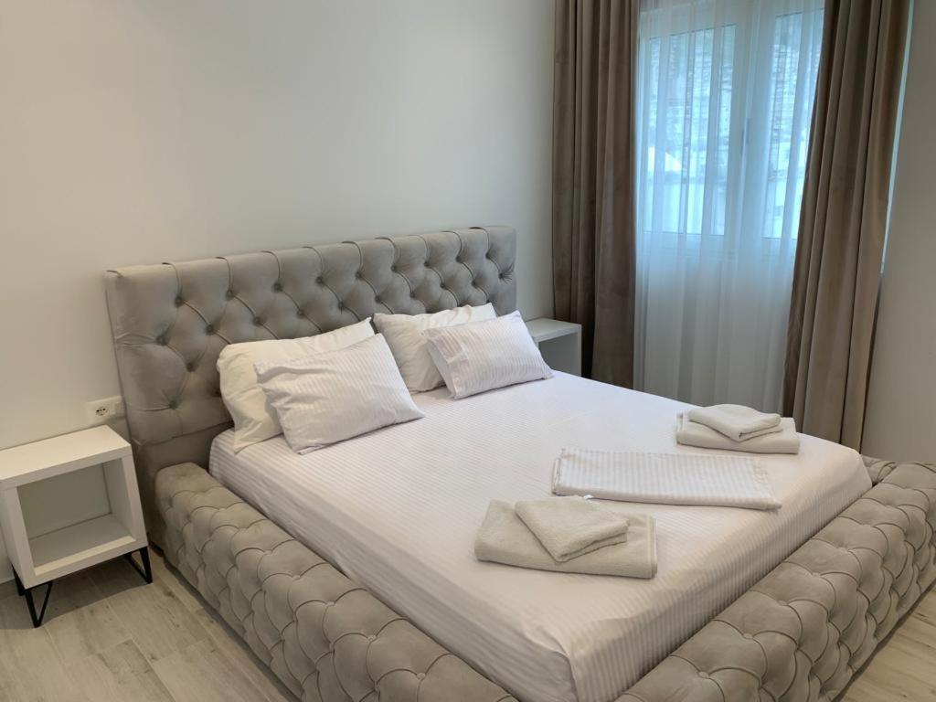 Delfin Apartments ساراندا المظهر الخارجي الصورة