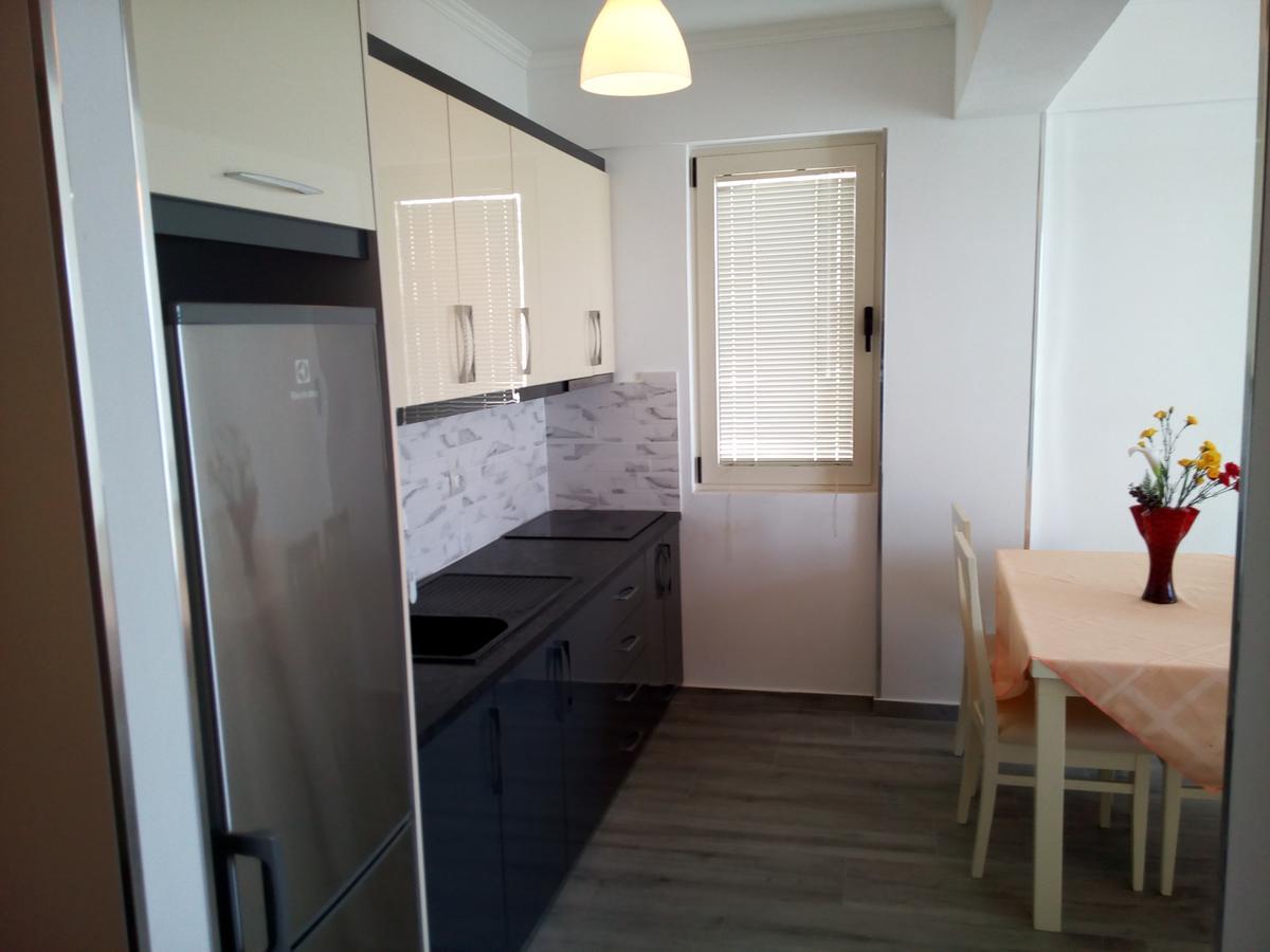 Delfin Apartments ساراندا المظهر الخارجي الصورة